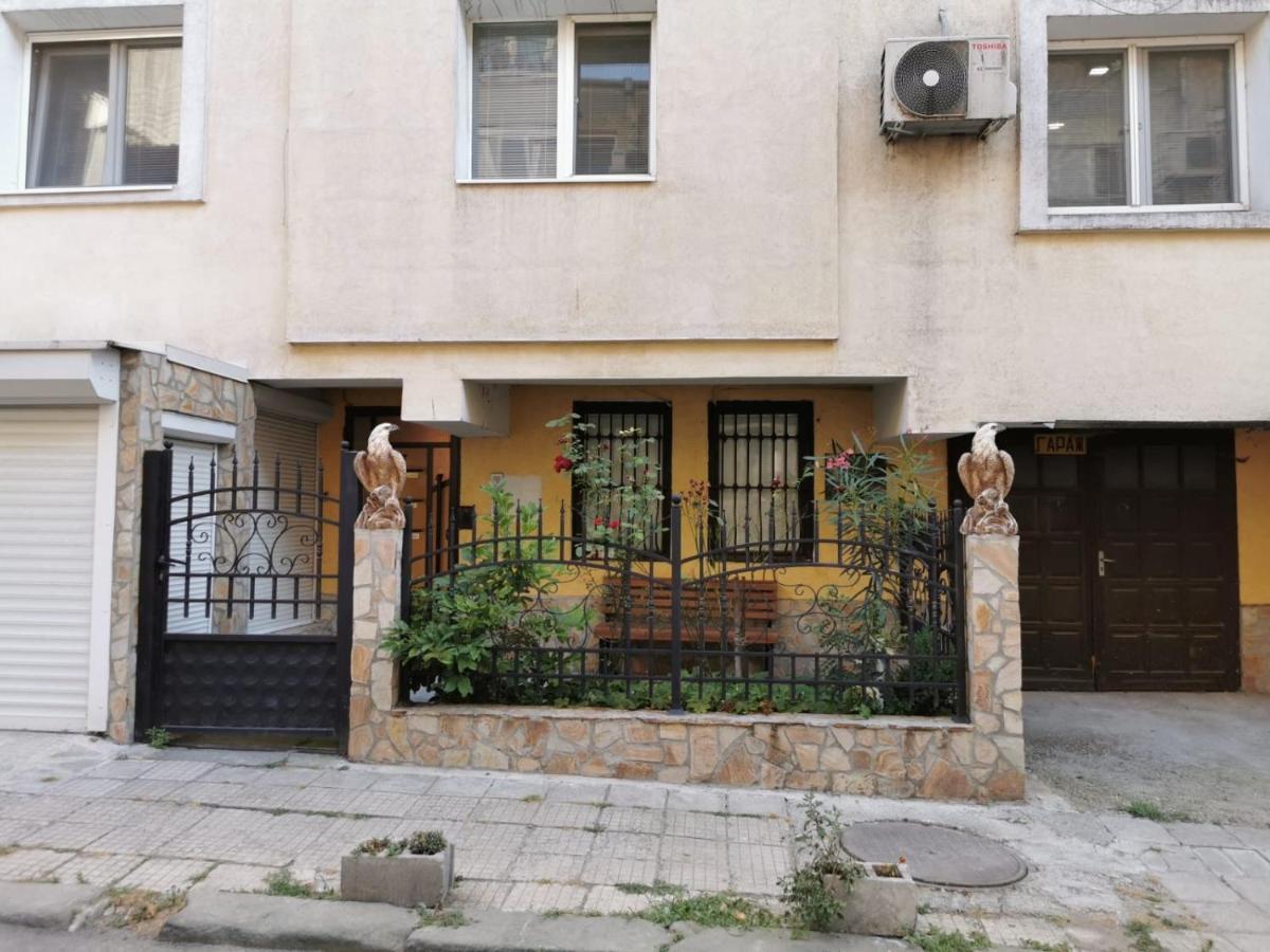 Simona Apartment Burgas ภายนอก รูปภาพ
